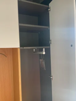 Schönbuch Garderoben|Garderobenschrank Cabin Lack Grau Weiß Innen Melamin 0776 Dunkelgrau Nische Eiche Matt Mit Kissen