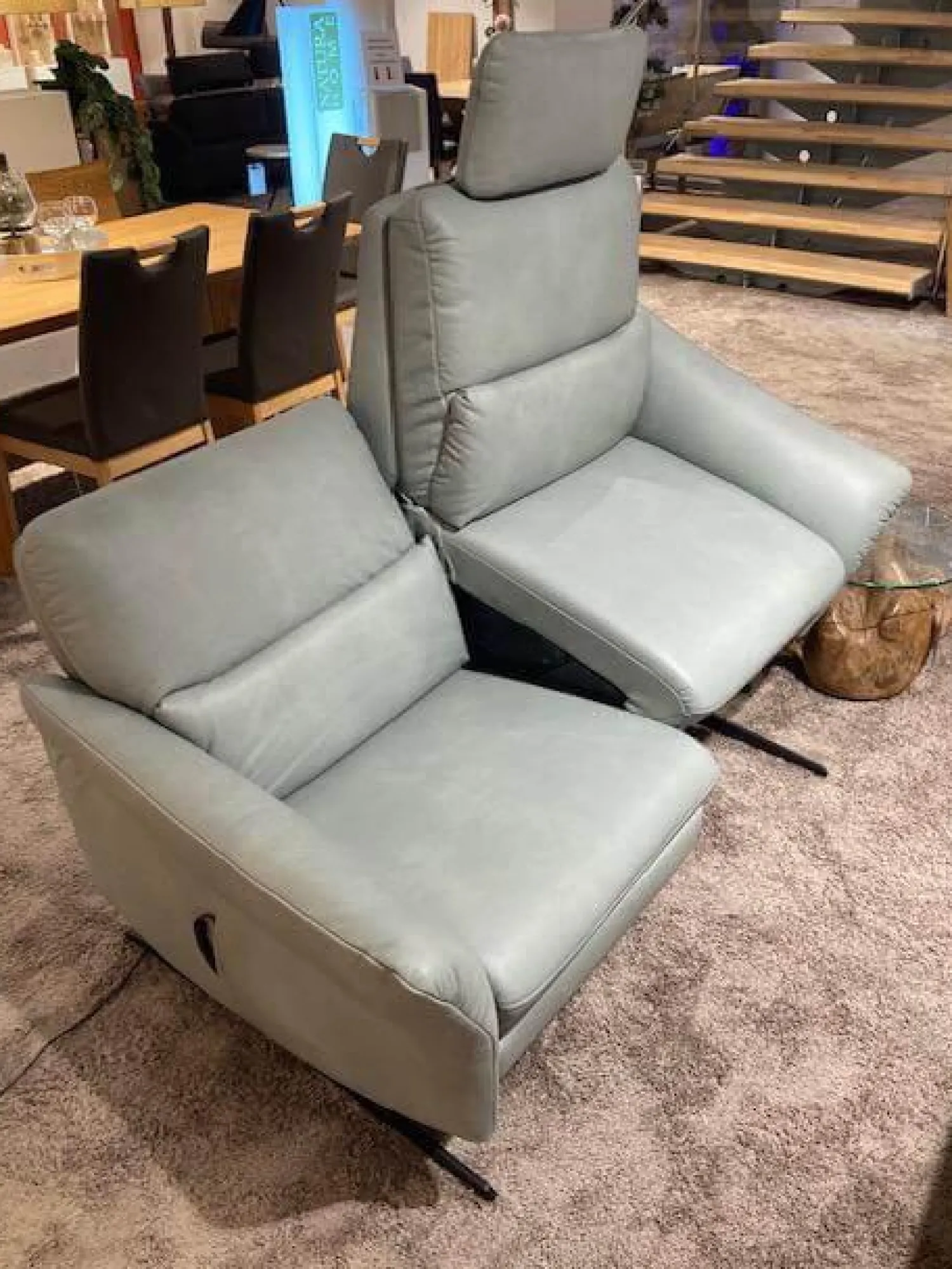 himolla Polstergruppen|Garnitur 6270 Und 7270 Bezug Leder Longlife Soft 22 Jade Blau Grau Füße Metall Schwarz Inklusive Manuell Ausklappbaren Kopfstützen