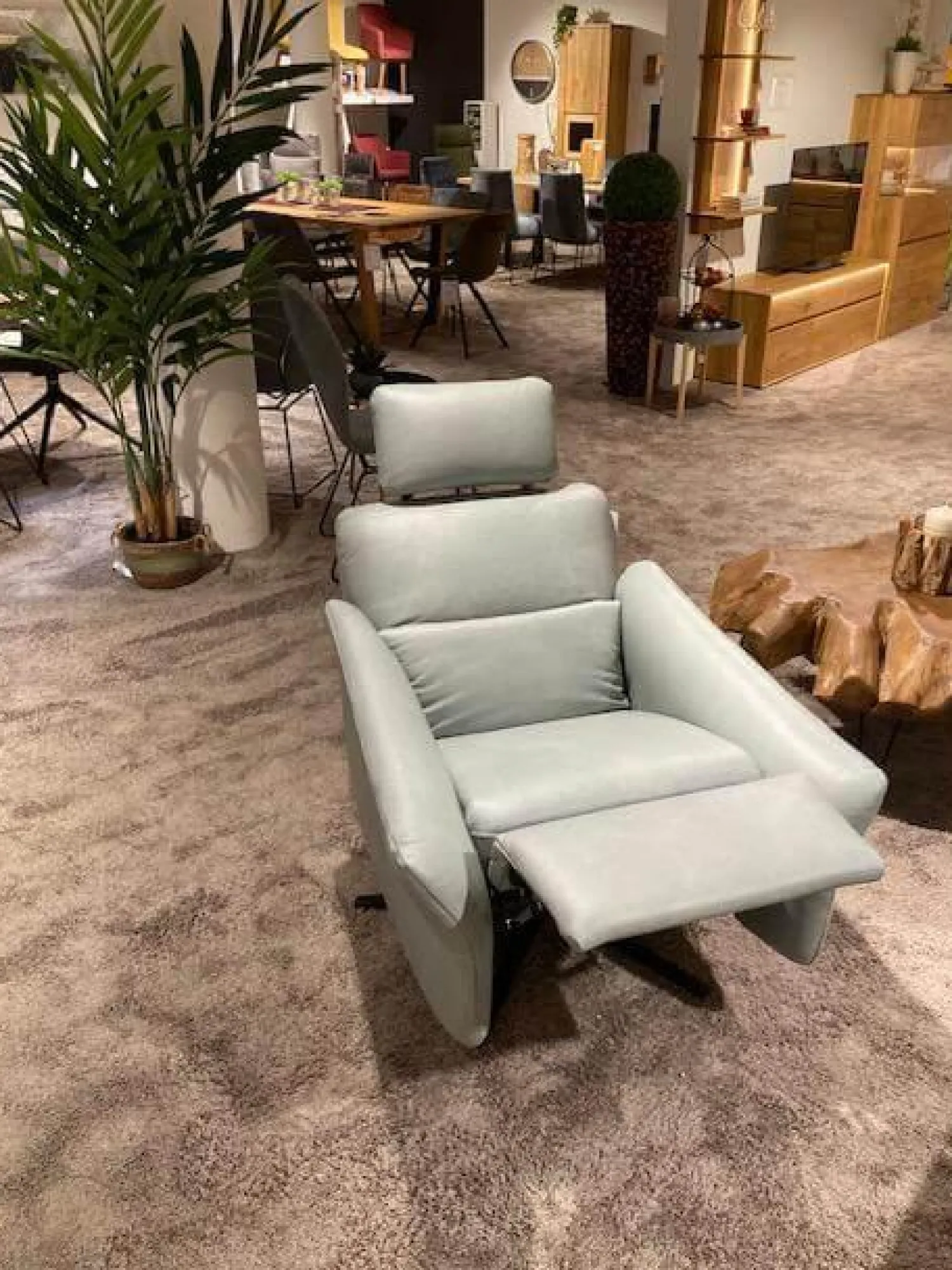 himolla Polstergruppen|Garnitur 6270 Und 7270 Bezug Leder Longlife Soft 22 Jade Blau Grau Füße Metall Schwarz Inklusive Manuell Ausklappbaren Kopfstützen