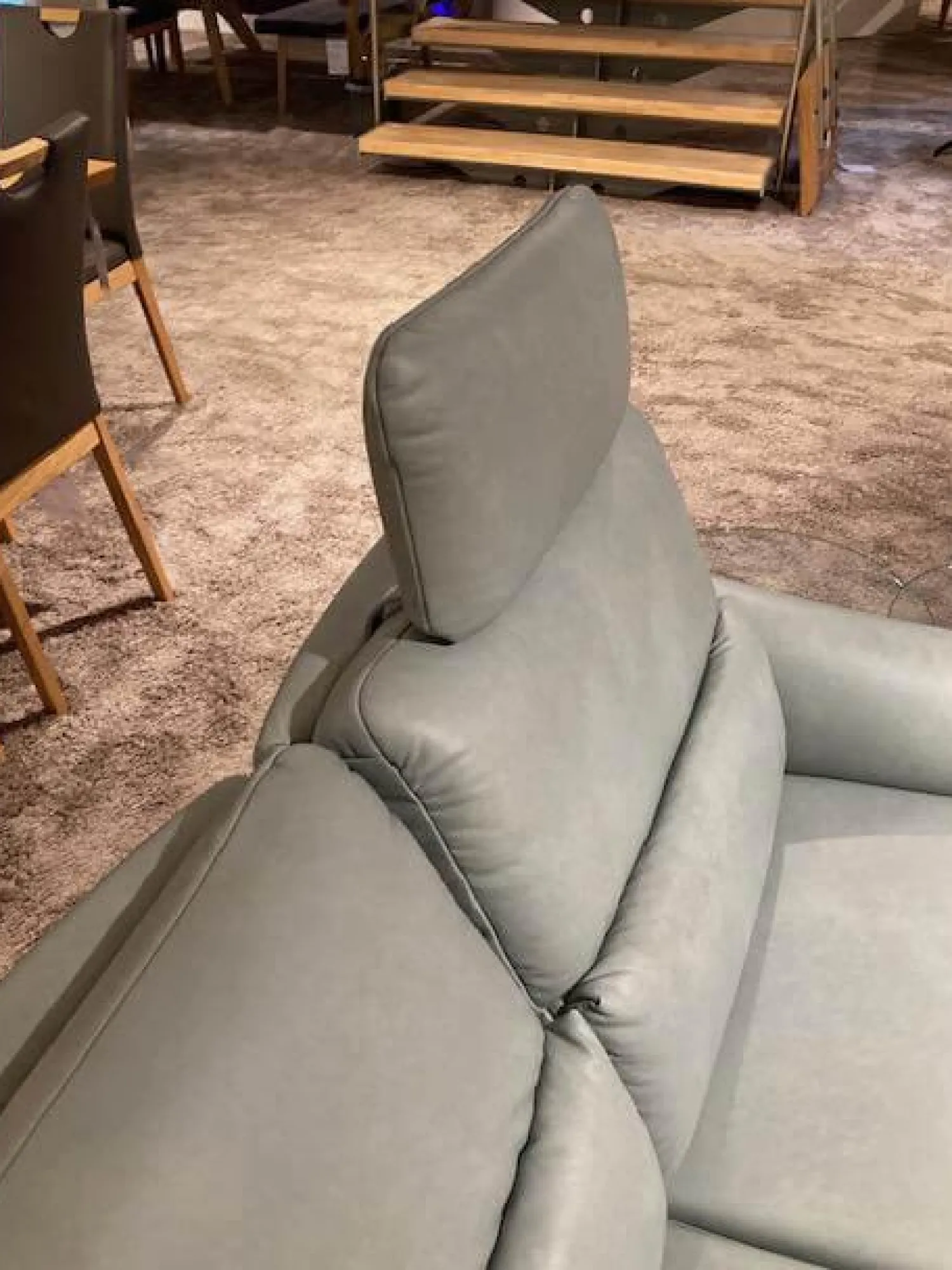 himolla Polstergruppen|Garnitur 6270 Und 7270 Bezug Leder Longlife Soft 22 Jade Blau Grau Füße Metall Schwarz Inklusive Manuell Ausklappbaren Kopfstützen