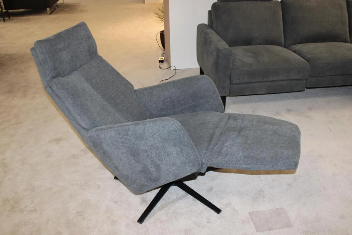 DFM Polstergruppen|Garnitur Cadiz Stoff 56 Clever Grau Ecksofa mit Sessel