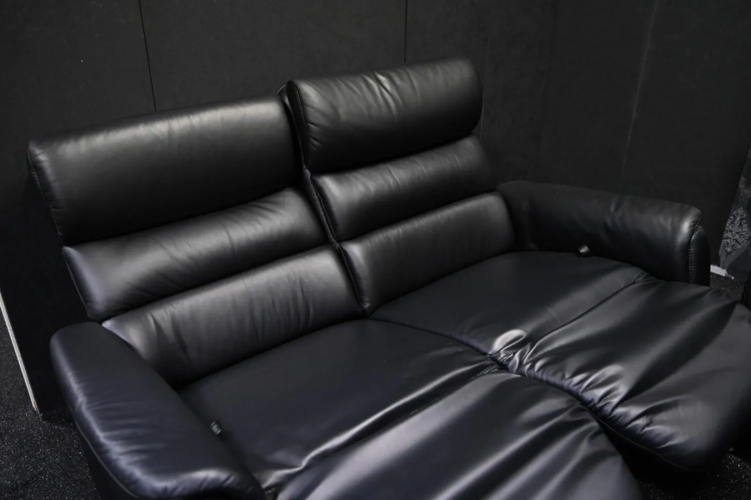 Steinpol Polstergruppen|Garnitur Lenny Leder Dolcia schwarz mit 2 x Motor Relax +Heizung und 2 x manuell Relax