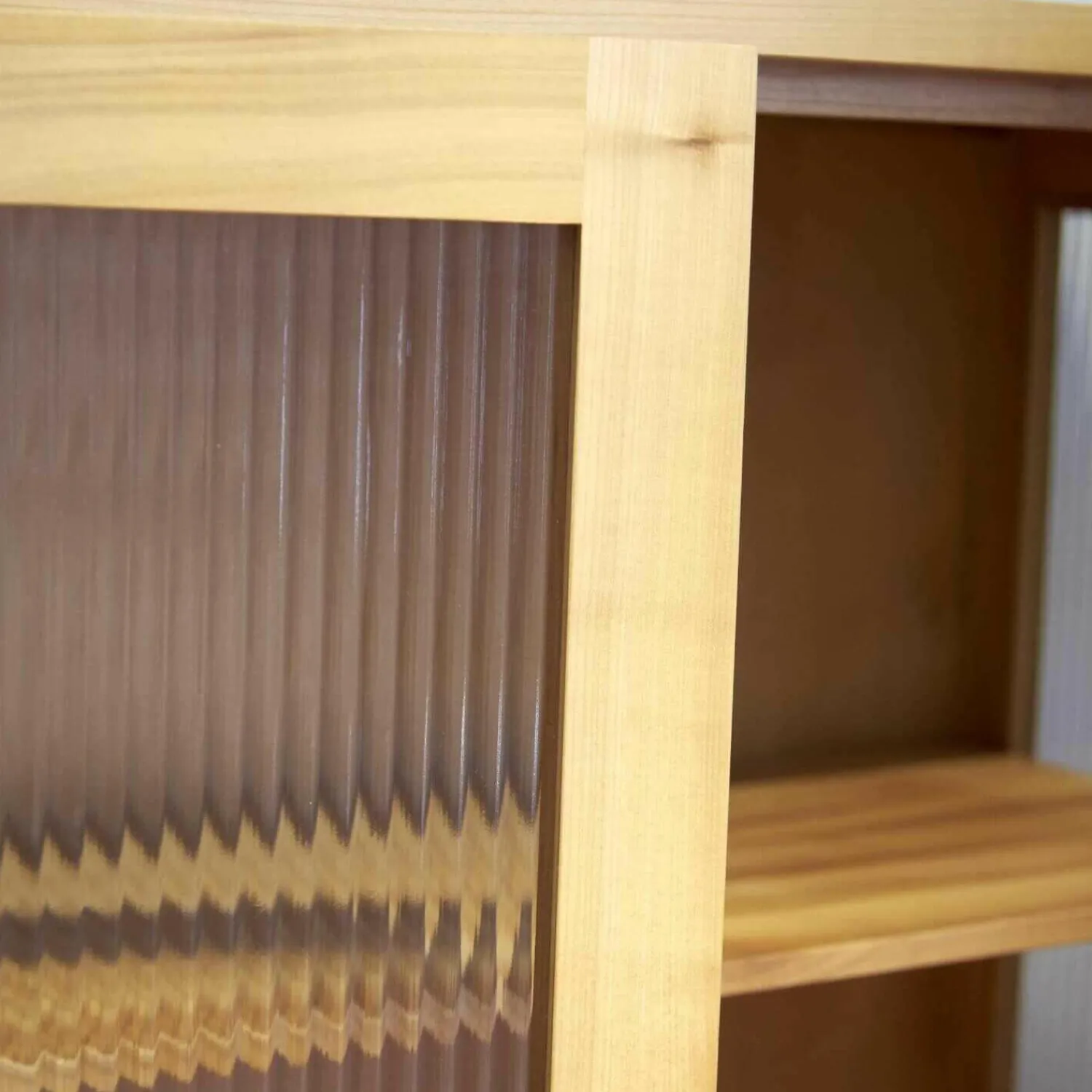 Hausel Vitrinen & Highboards|Glasvitrine Kirschbaum Geölt Modell 5176 Mit Riffglas