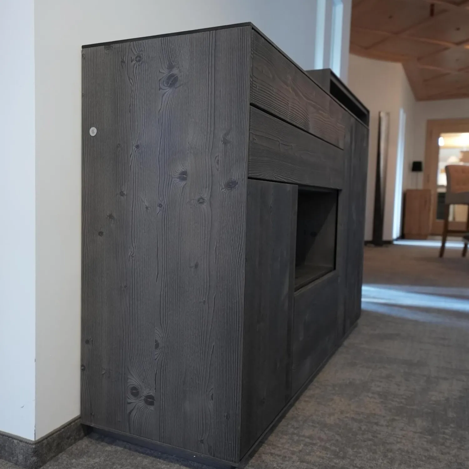 Anrei Vitrinen & Highboards|Higboard Puro 432 Bergfichte Gebürstet Schiefer Lackiert Inklusive Passepartout Mit Beleuchtung