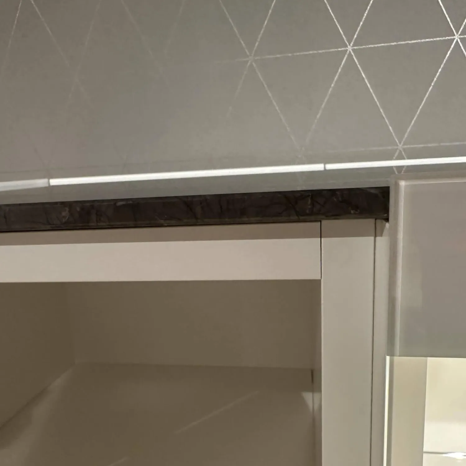 Interlübke Kommoden & Sideboards|Highboard 251 Just Cube Light Lack M03 Schneeweiß Steinplatte