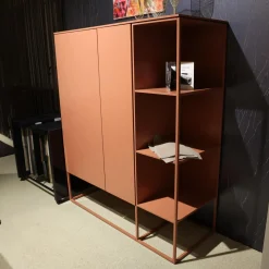 Contur Vitrinen & Highboards|Highboard Catona C71 Lack Samtbeere 489 Rosa Tür 97 Pushbeschlag Inklusive Metall Sockelrahmen