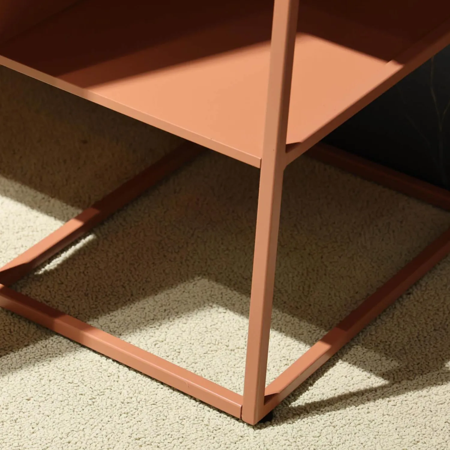 Contur Vitrinen & Highboards|Highboard Catona C71 Lack Samtbeere 489 Rosa Tür 97 Pushbeschlag Inklusive Metall Sockelrahmen