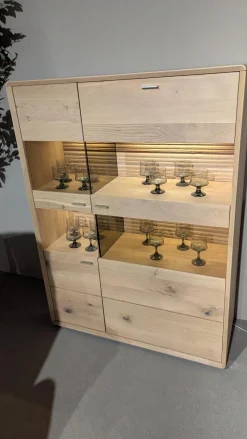 Thielemeyer Vitrinen & Highboards|Highboard Cortona Eiche Massiv Mit Beleuchtung