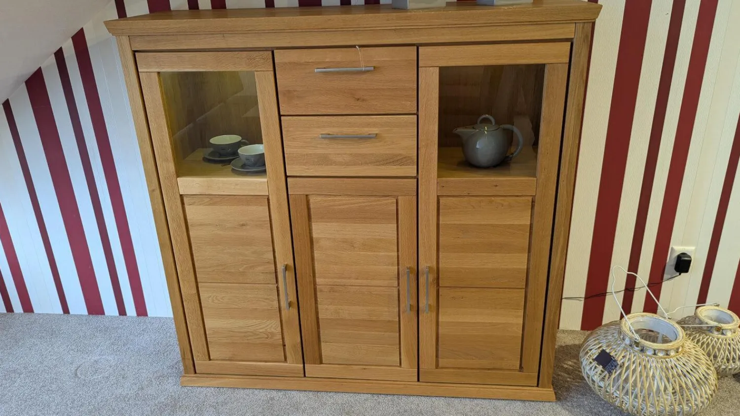 Niehoff Vitrinen & Highboards|Highboard Homeland Wildeiche Teilmassiv Geölt Korpus Furniert Inklusive LED Beleuchtung