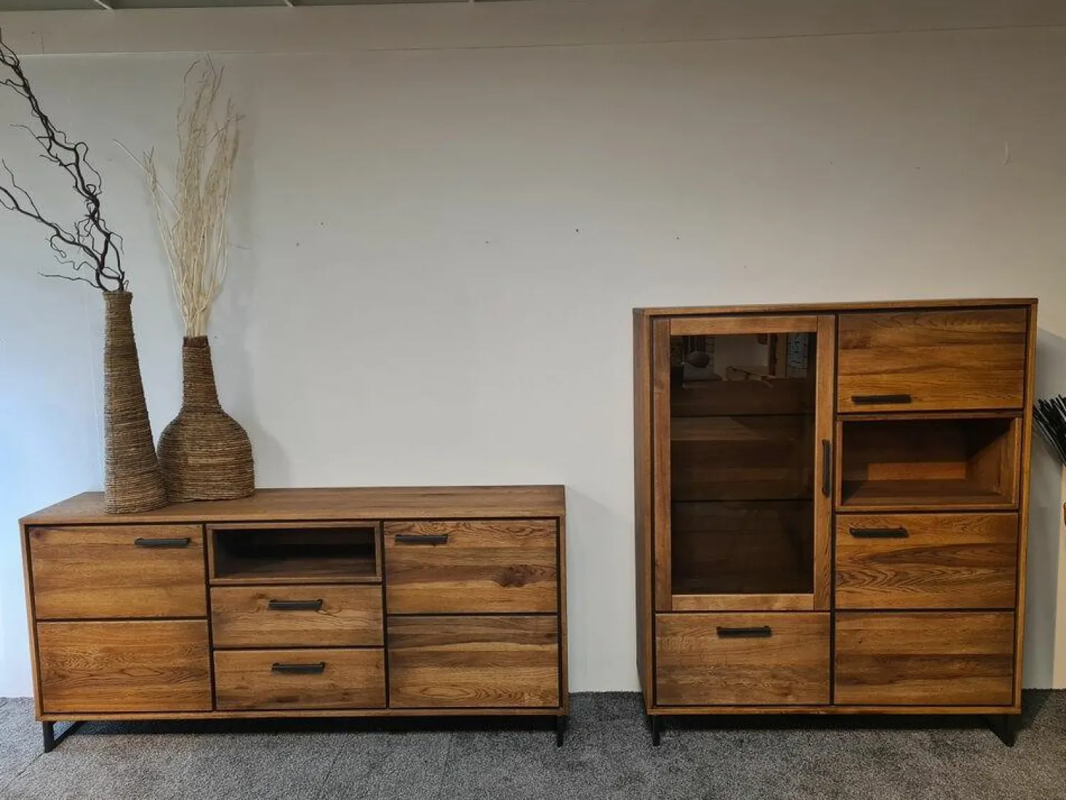 Natura Vitrinen & Highboards|Highboard Oakhaven Zerreiche Massiv Old Bassanofarbig Geölt