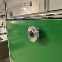 USM Haller Vitrinen & Highboards|Highboard Pulverbeschichteter Stahl USM Grün Chrom