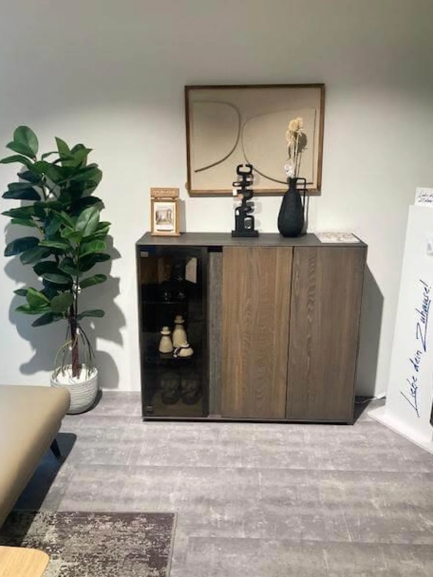 Natura Vitrinen & Highboards|Highboard Saratoga Buche Massiv Geölt Silbergrau Grau Braun Inklusive Beleuchtung