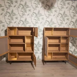 Anrei Vitrinen & Highboards|Highboard Set Puro Syle 460 Asteiche Gebürstet Barrique Geölt Farbglas Steingrau Sockel Metallrahmen Schwarz Inklusive LED Beleuchtung Ohne Links Highboard