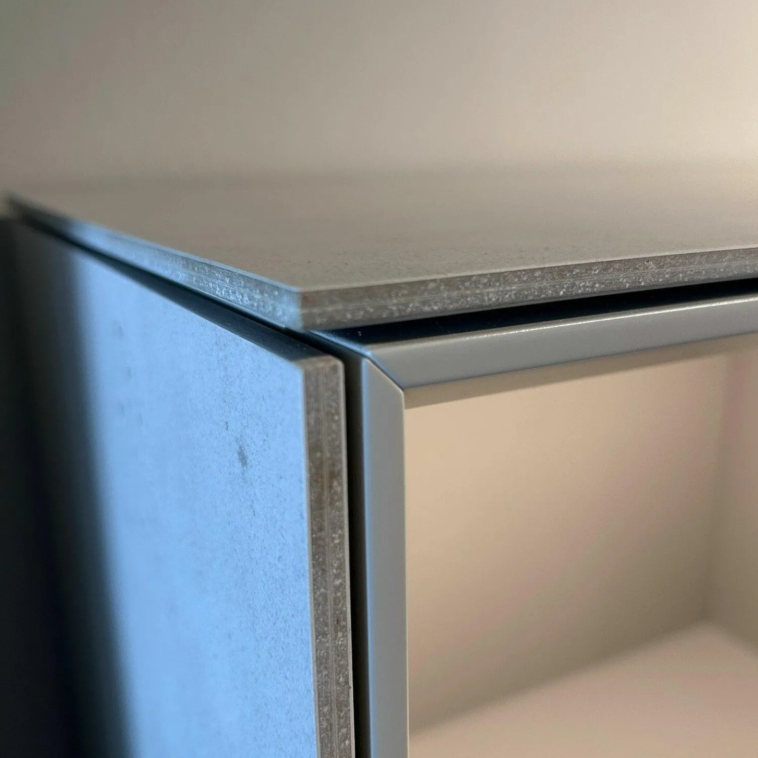 Kettnaker Vitrinen & Highboards|Highboard Soma Lack Steingrau Abdeckplatte Beton Grau Mit Beleuchtung