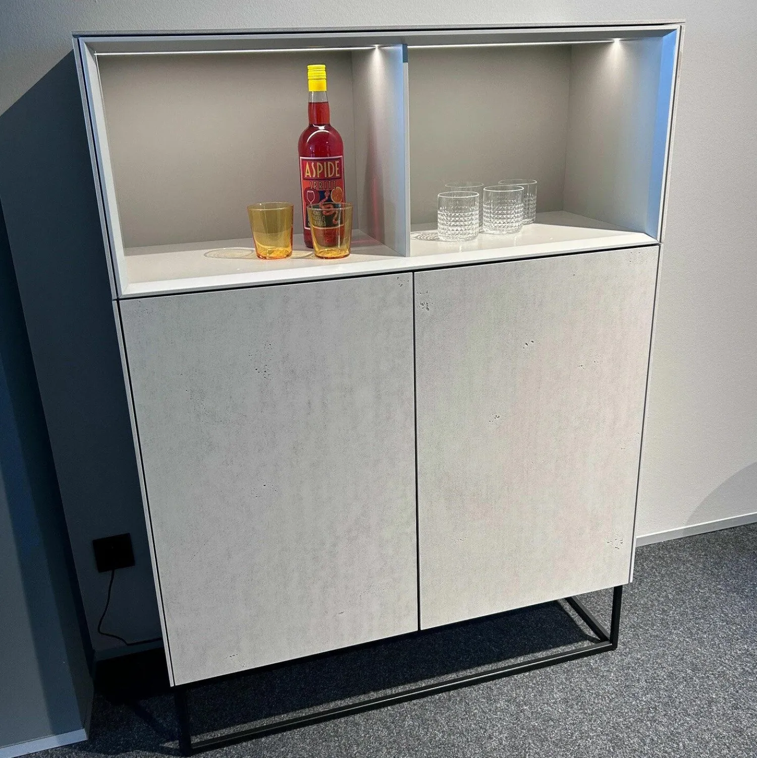 Kettnaker Vitrinen & Highboards|Highboard Soma Lack Steingrau Abdeckplatte Beton Grau Mit Beleuchtung