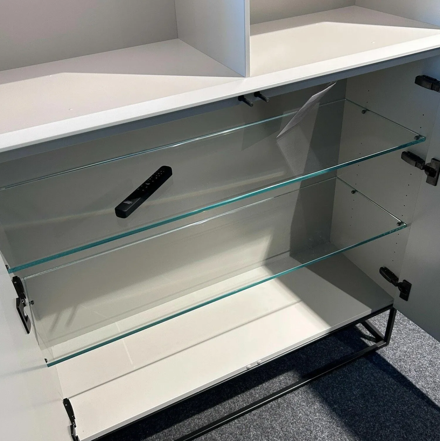 Kettnaker Vitrinen & Highboards|Highboard Soma Lack Steingrau Abdeckplatte Beton Grau Mit Beleuchtung