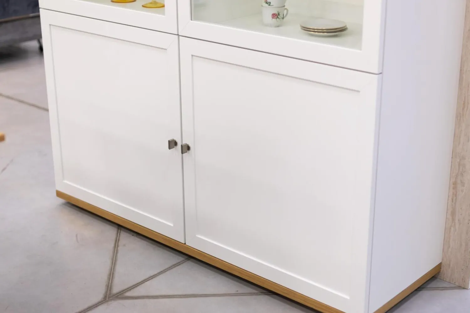 Hülsta Vitrinen & Highboards|Highboard Vitrine Chalera Lack Reinweiß Natur Eiche