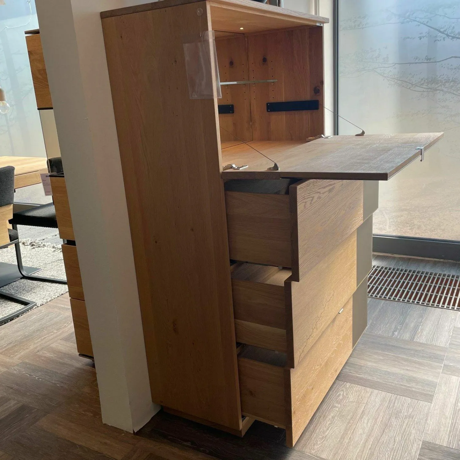 Wimmer Vitrinen & Highboards|Highboard Waltrop Rustikale Asteiche Bianco Absetzung Glas Matt Bronze Mit Beleuchtung