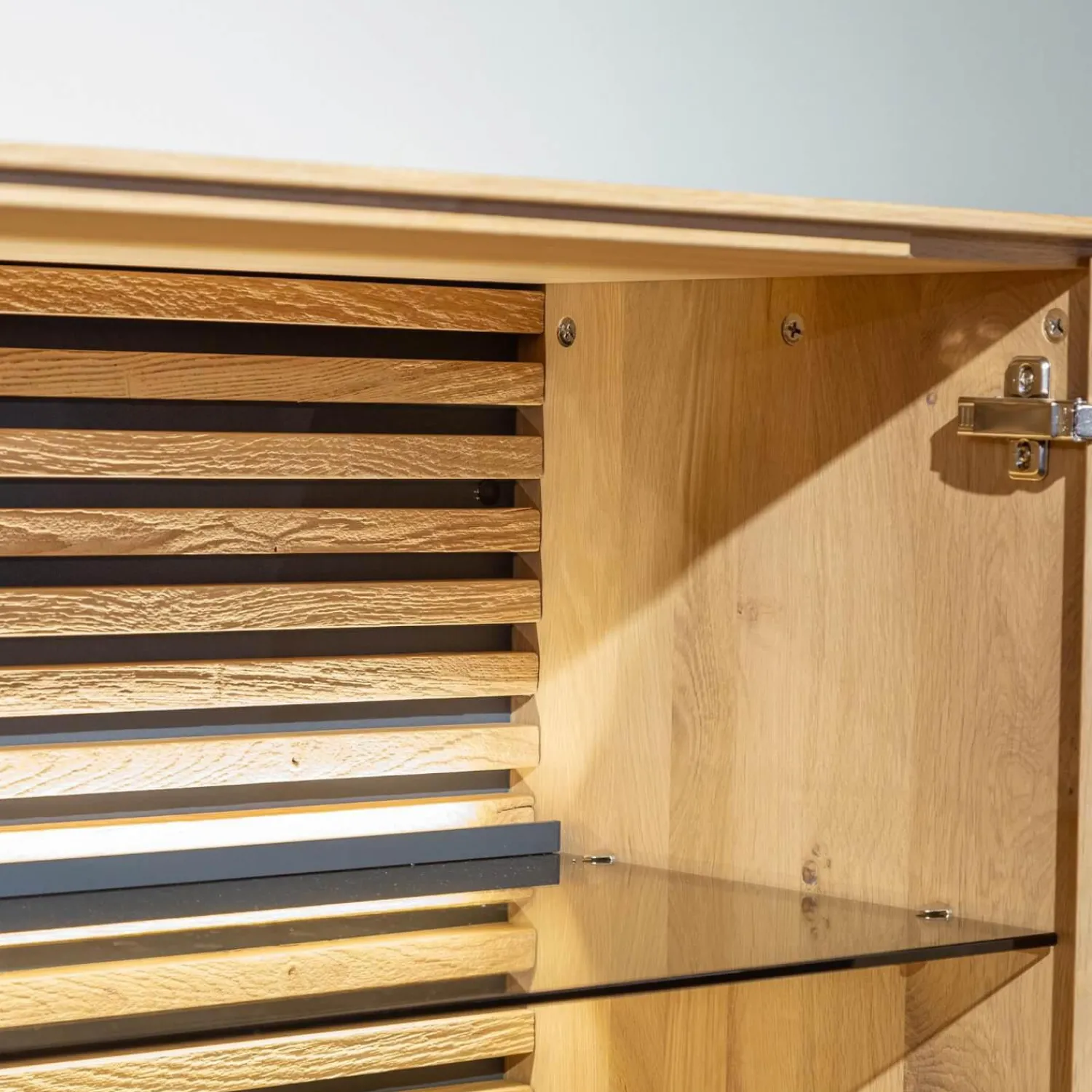 Schöner Wohnen-Kollektion Vitrinen & Highboards|Highboard Yonna 7102 Kerneiche Natur Gebürstet Inklusive Beleuchtung