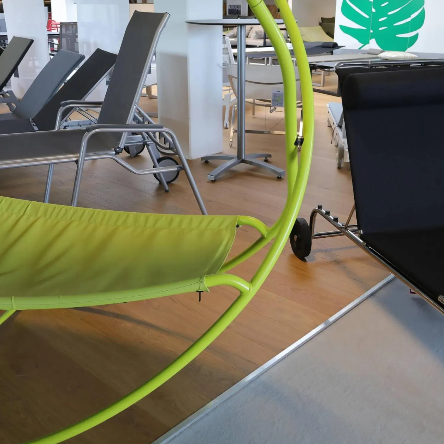 Fermob Gartenliegen|Hängematte Grün Bezug Outdoor Batyline Farbe Eisenkraut Rundgestell Stahl Lackiert