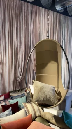 Ivano Redaelli Relaxsessel|Hängender Sessel Schale Narbenleder Sand Beige Gestell Metall Mit Bronze Finish