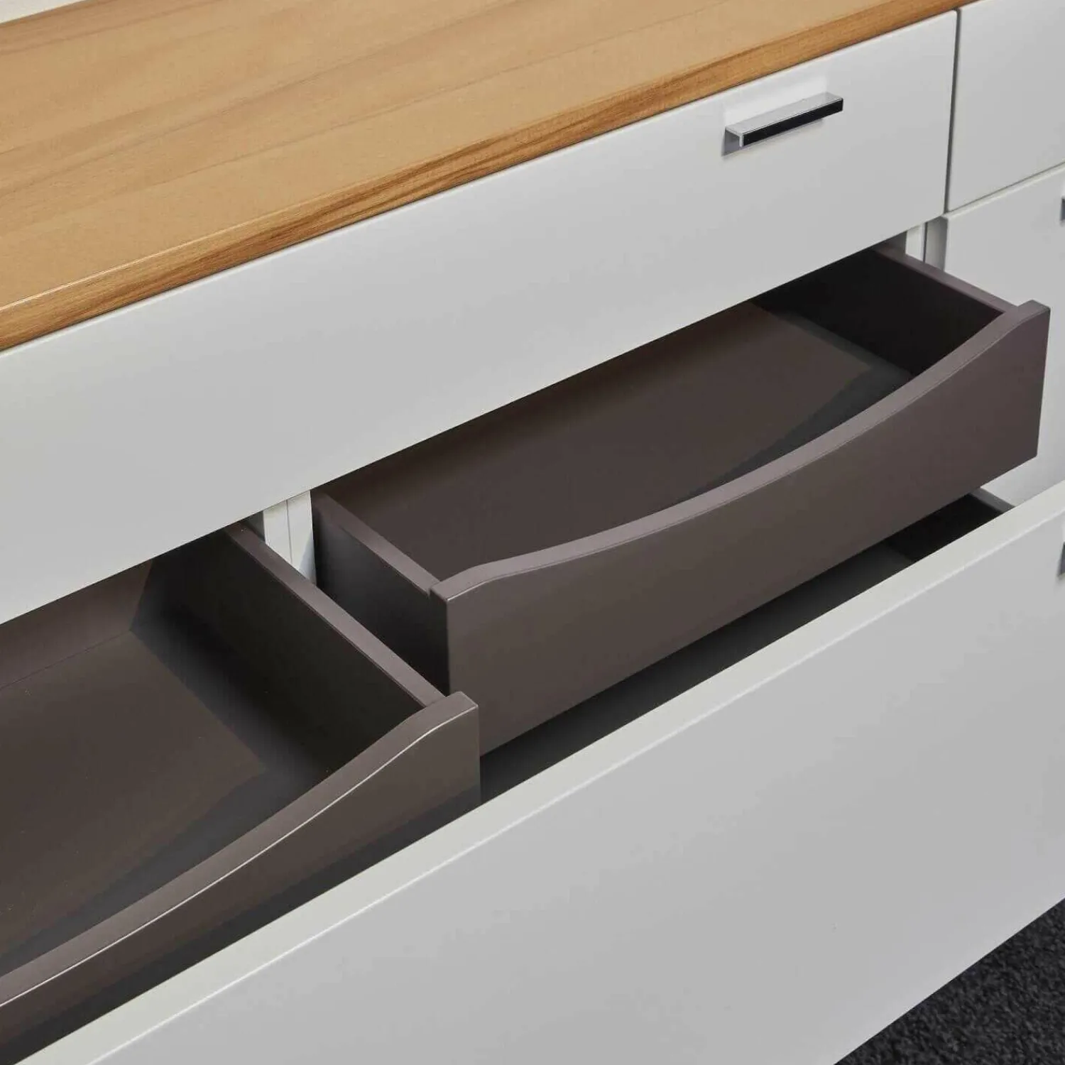 Planos Kommoden & Sideboards|Hängesideboard Lack Weiß Kernbuche Mit Wandboard Chrom Glänzend