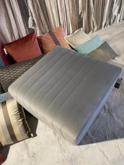 Christine Kröncke Hocker & Sitzsäcke|Hocker Boudoir Bezug Stoff 5002 Accente 9502 Flannel Gray Grau Mit Teflongleitern