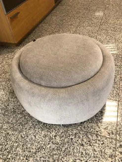 Troels Hocker & Sitzsäcke|Hocker Circle Stoff Yeti Triton Hellgrau Eiche Natur Geölt