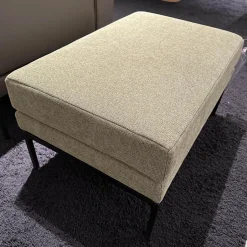 Jori Hocker & Sitzsäcke|Hocker Glove Pure Jr 8950 Stoff Plutone Grün Gestell Massive Buche Schwarz Lackiert