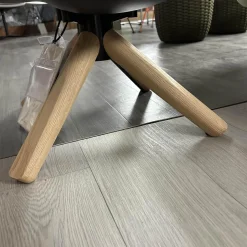 B&B Italia Hocker & Sitzsäcke|Hocker Husk Schale Schwarz Gestell Eiche Hell Gebürstet Mit Kissen Bezug Stoff Bellano Havana Beige