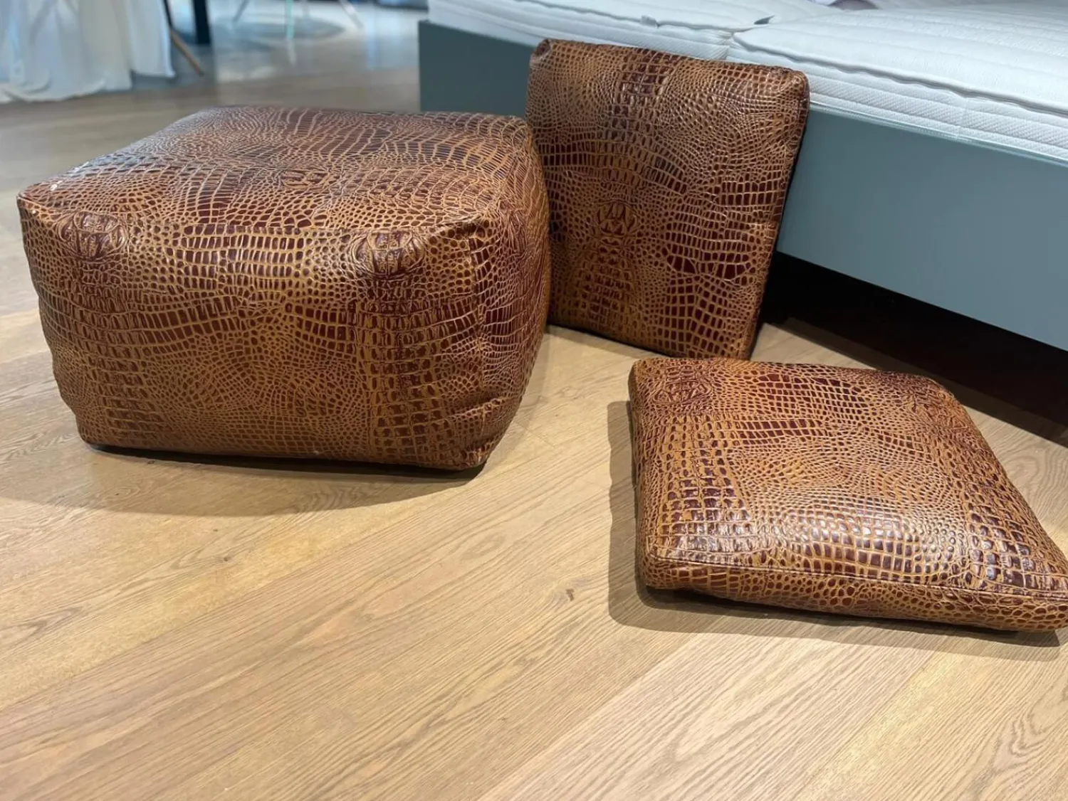 Machalke Hocker & Sitzsäcke|Hockerkissen Ming Leder Aligator Mocca Braun Mit Plaids