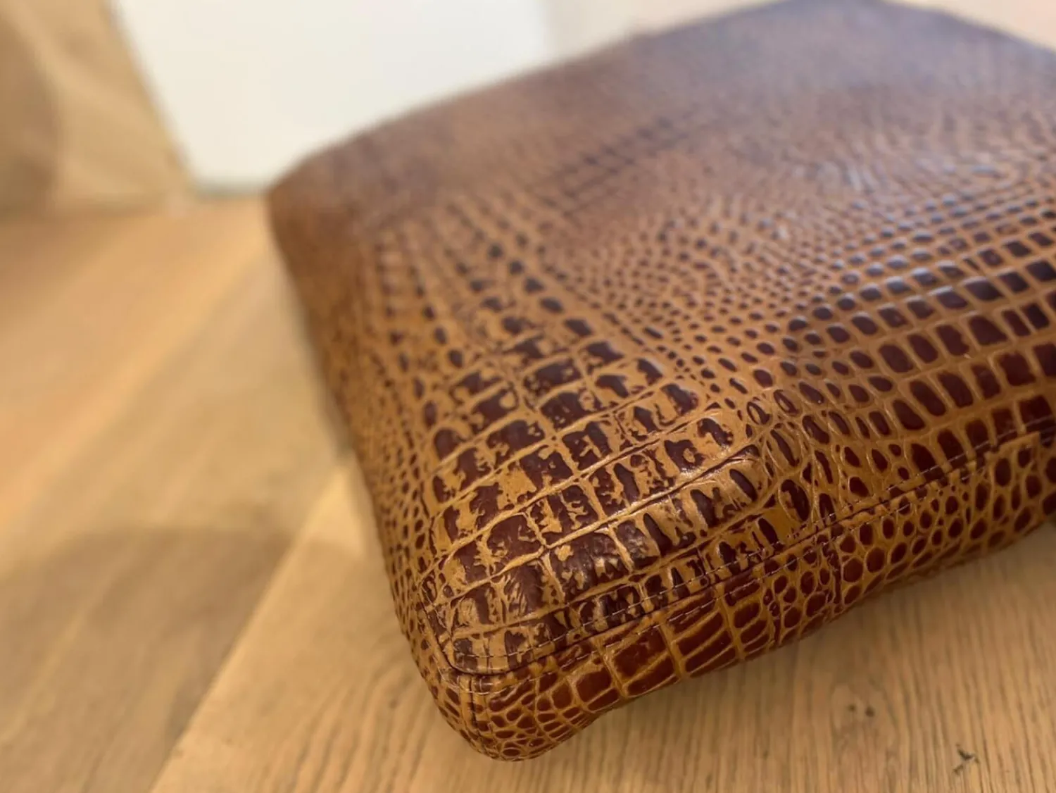 Machalke Hocker & Sitzsäcke|Hockerkissen Ming Leder Aligator Mocca Braun Mit Plaids