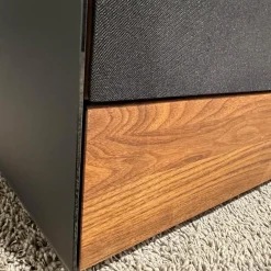 Team 7 Wohnwände & Tv-Lowboards|Home-Entertainment Raumteilerkorpus Mit TV-Säule Abdeckplatte Farbglas Schwarz Matt Nussbaum Natur Geölt