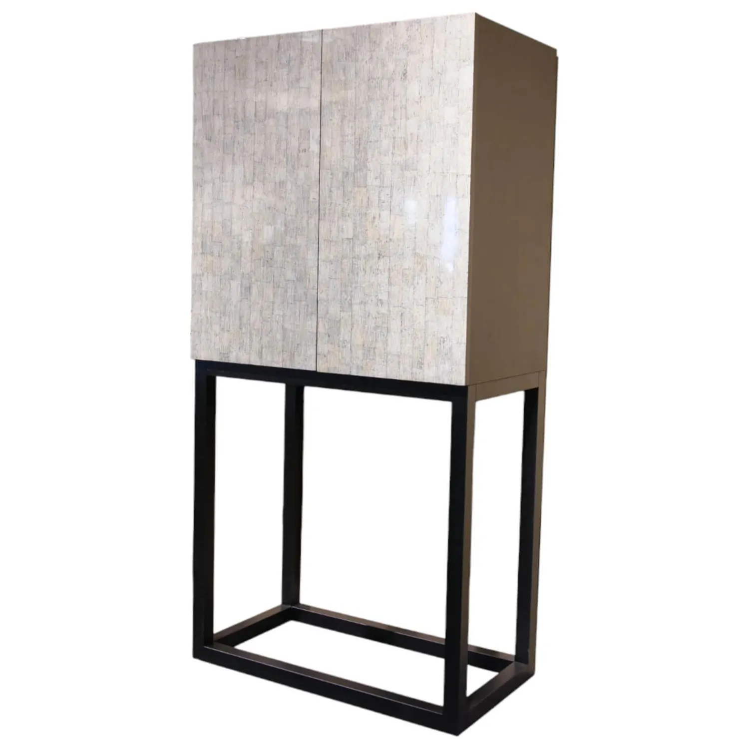 Lambert Vitrinen & Highboards|Kabinettschrank Mingkasa Eiche Massiv Eggshell Grau Grün Füße Schwarz Gebeizt Lackiert