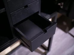 Lambert Vitrinen & Highboards|Kabinettschrank Mingkasa Eiche Massiv Eggshell Grau Grün Füße Schwarz Gebeizt Lackiert