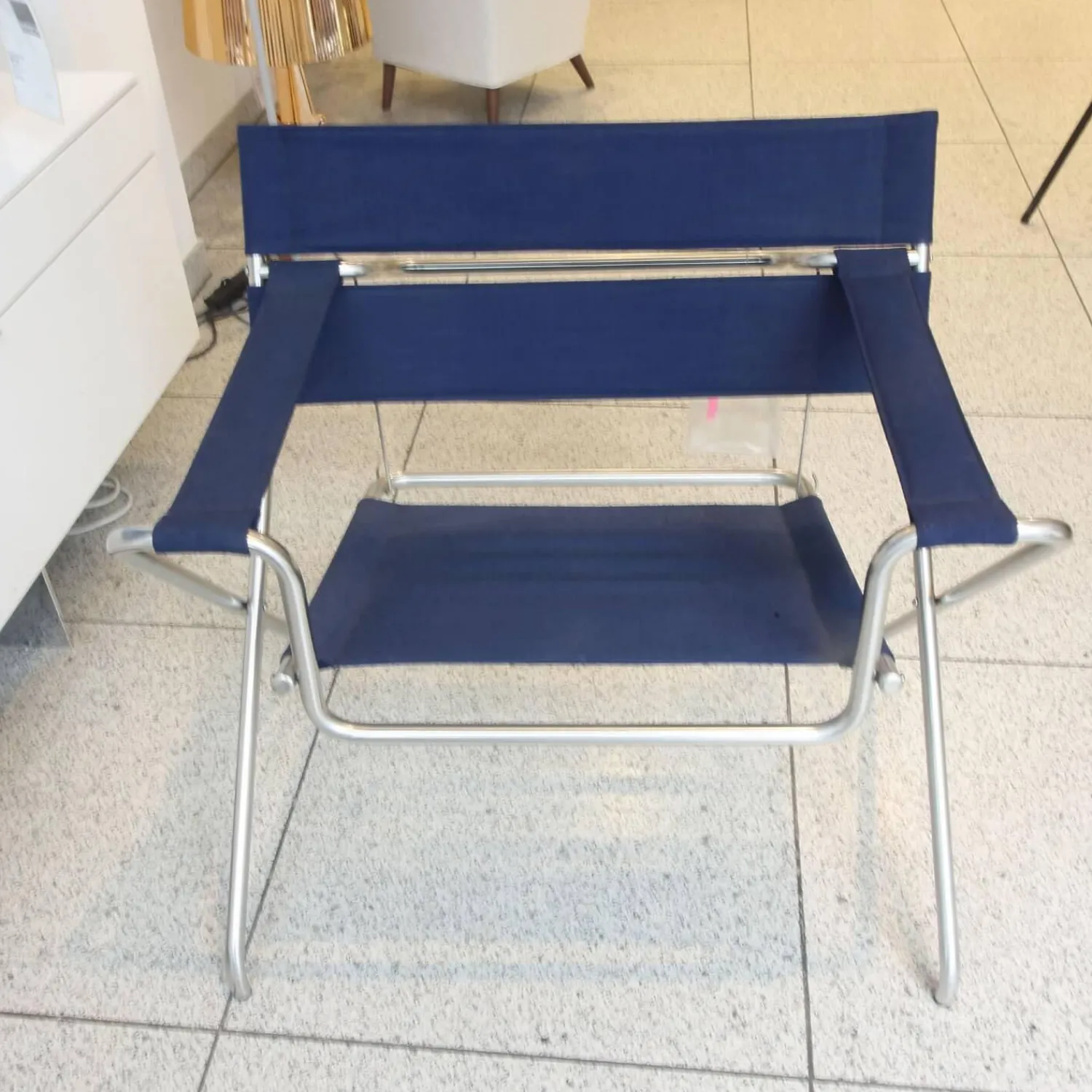 Tecta Einzelstühle|Klappsessel D4E Bezug Cora Dunkelblau Gestell Edelstahl Wetterfest