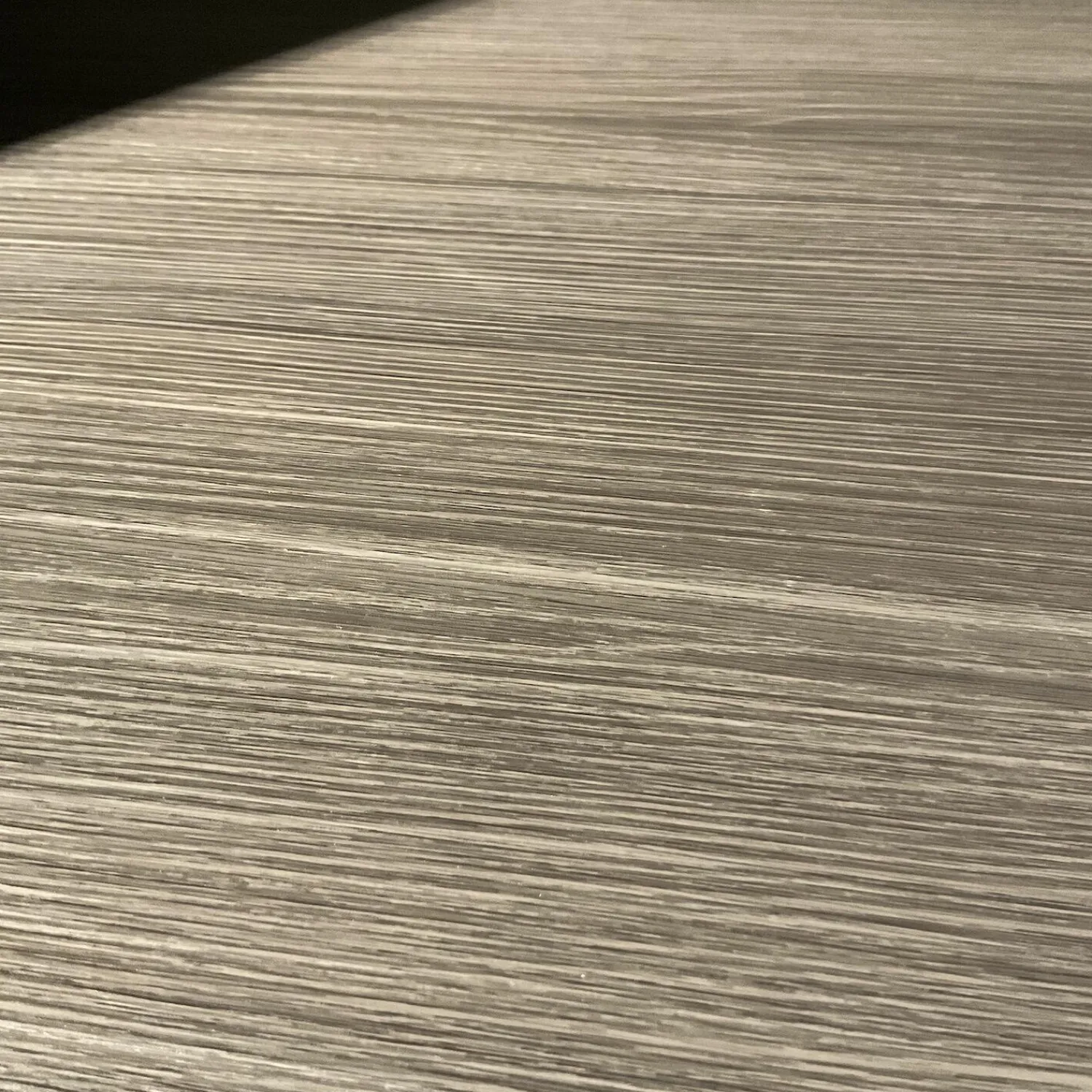 Kettnaker Kleiderschränke|Kleiderschrank Grip Lack Matt Lichtgrau Innen Eiche Melamin Anthrazit