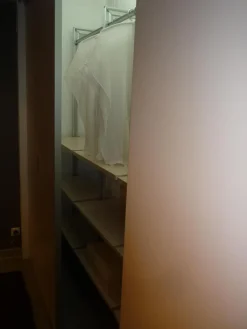 ARSnova Kleiderschränke|Kleiderschrank Korpus Quattro Plus und Beta Nova Eurodekor U156ST2