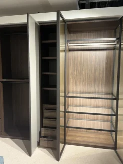 Novamobili Kleiderschränke|Kleiderschrank Night Collection 2022 Front Lack 331 Visone Matt Korpus 72 Noce Mit Beleuchtung