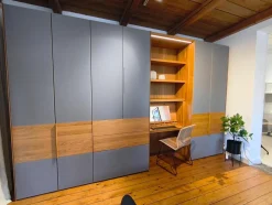 Team 7 Kleiderschränke|Kleiderschrank Valore Eiche Natur Geölt Front Farbglas Mittelgrau Matt Korpus Buche Mit Beleuchtung