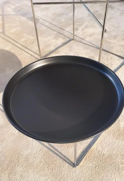 B&B Italia Beistelltische|Kleiner Beistelltisch Fat Fat TFF42 M Tablett Schwarz 150 Lackiert Gestell Glänzend Verchromt