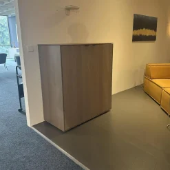 Interlübke Kommoden & Sideboards|Kommode Cube Fine Esche Quarz Korpus Mattlack M81 Bahia Matt Grün Griff Leder Schwarz Mit Keder