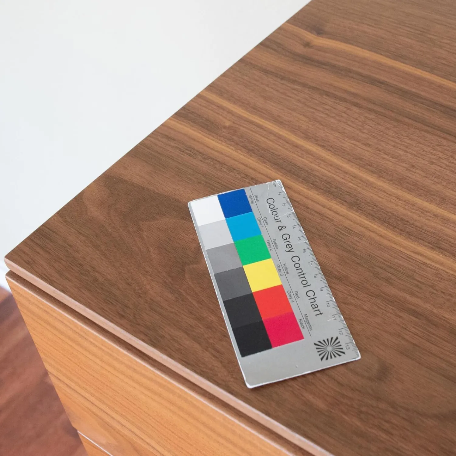 Sudbrock Kommoden & Sideboards|Kommode Cubo Lack Cosmos Schwarz 436 Laden und Abdeckplatte Nussbaum