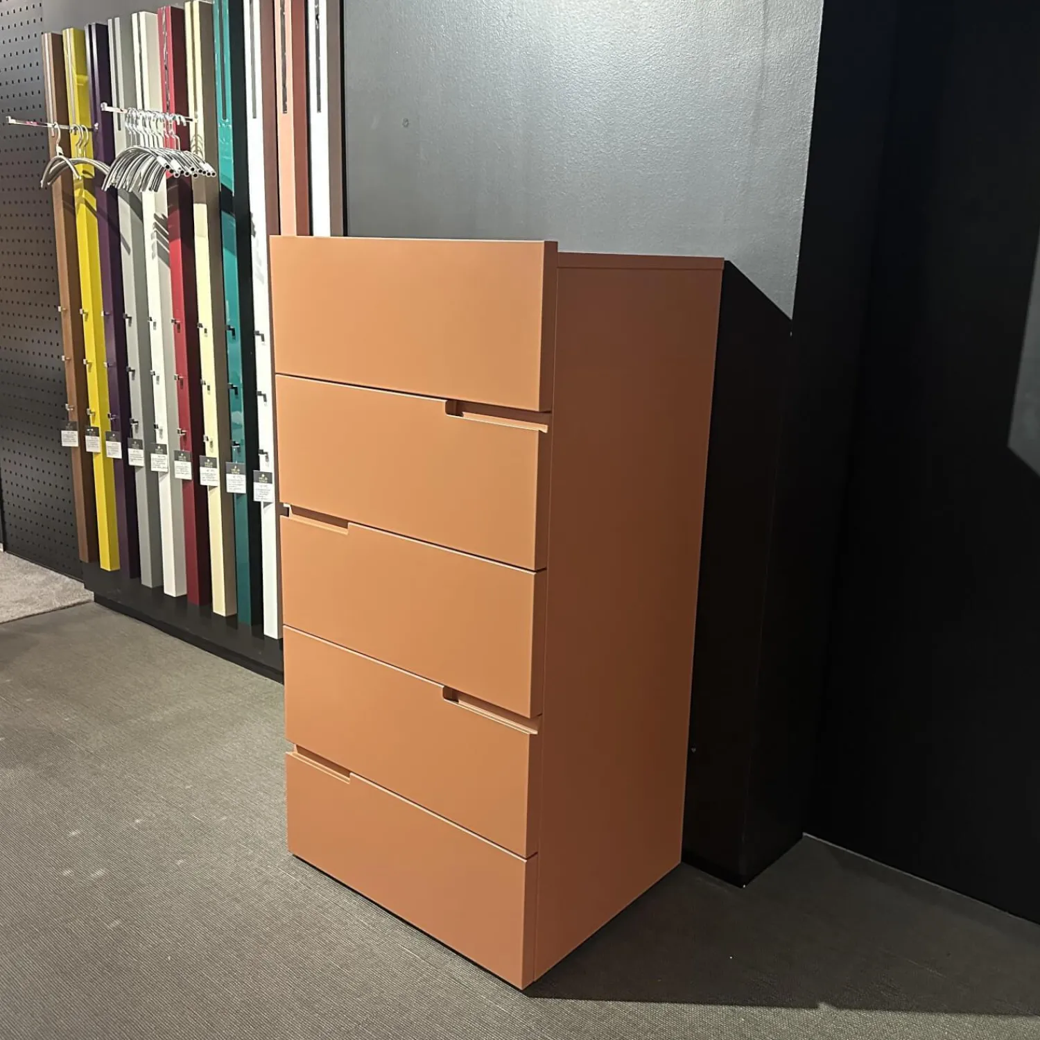 Morassutti Vitrinen & Highboards|Kommode Lack Matt Mattone M043 Rot Orange