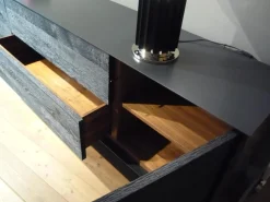 Riva1920 Kommoden & Sideboards|Kommode Rialto Fly Eiche Vulcano Korpus Innen Nussbaum Geölt