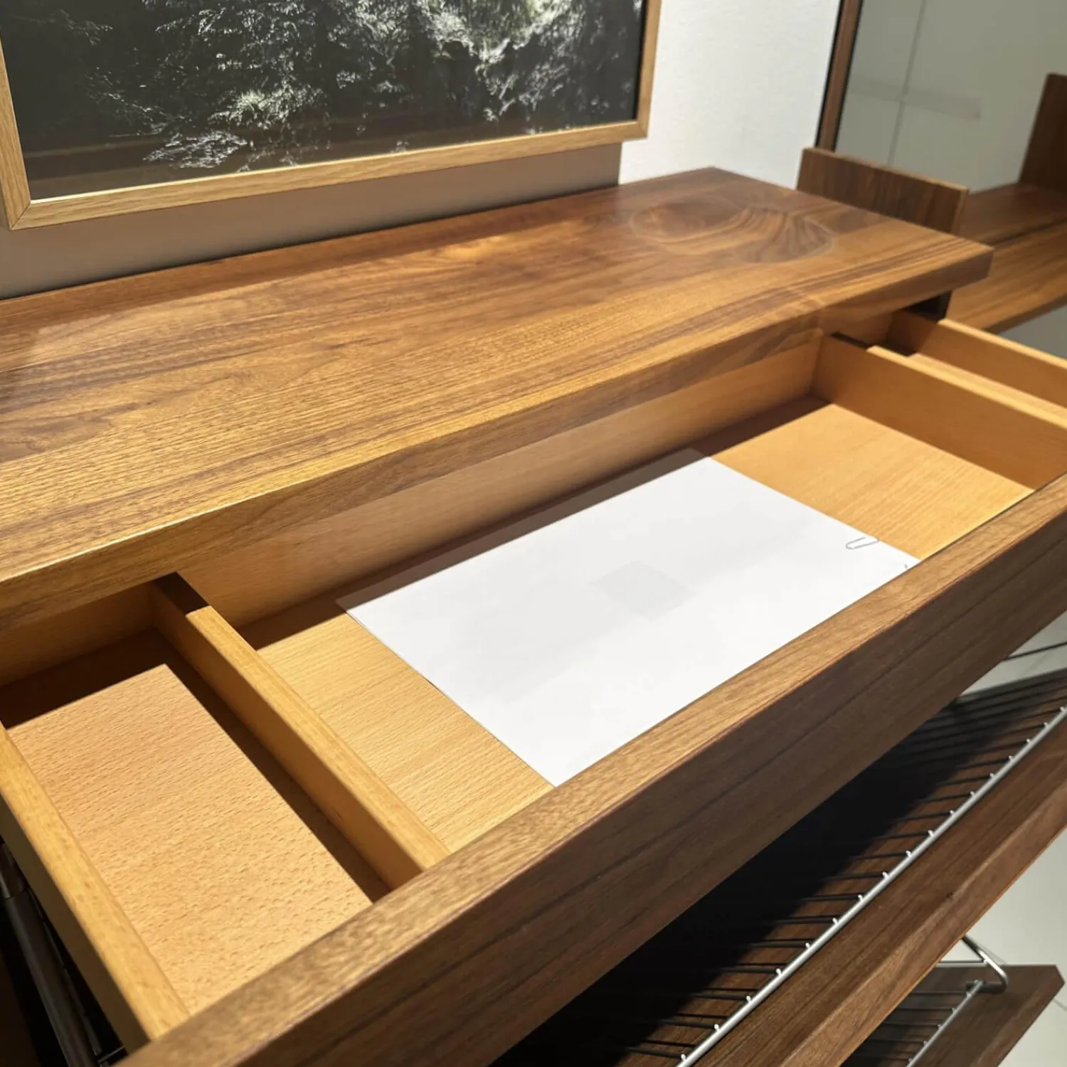 Team 7 Garderoben|Kommode Schuhschrank Cubus Nussbaum Naturöl Mit Wandspiegel Rahmenlos Mit U Bord Ablage