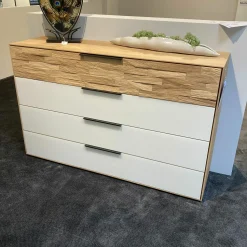 Wöstmann Kommoden & Sideboards|Kommode WSM2800 Wildeiche Soft Gebürstet Mattglas Magnolie 4 Schubkästen