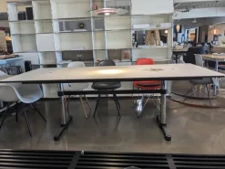 USM Haller Schreibtische & Sekretäre|Konferenztisch Kitos M Meeting HPL Fenix Weiß