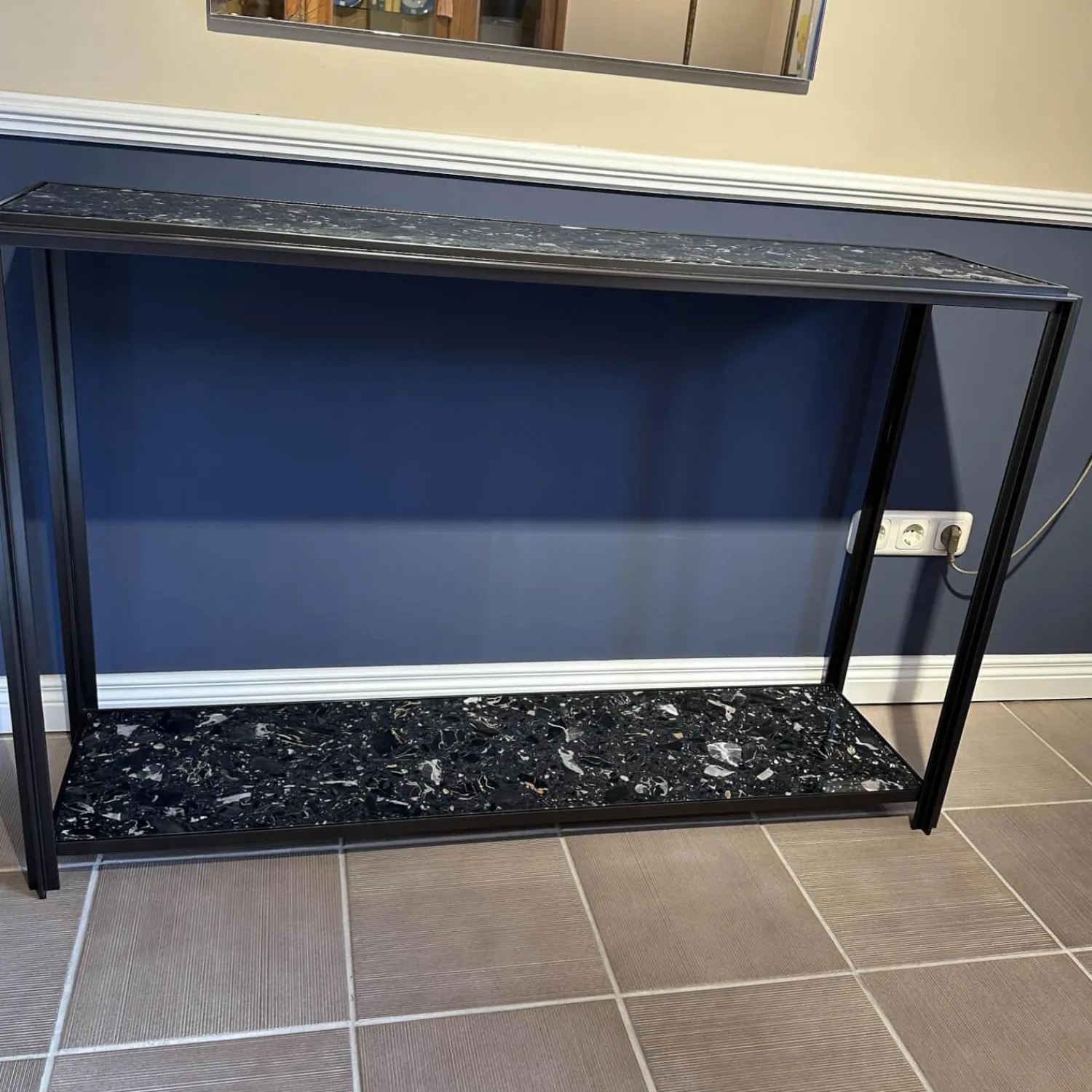 Bielefelder Werkstätten Konsolen|Konsole Hudson Platten Marmor Terrazzo Porto Schwarz Untergestell Bronze Matt