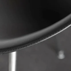 Driade Einzelstühle|Lago Armlehnstuhl Leder Schwarz Beine Aluminium Poliert Mit Kunststoff-Rundgleitern